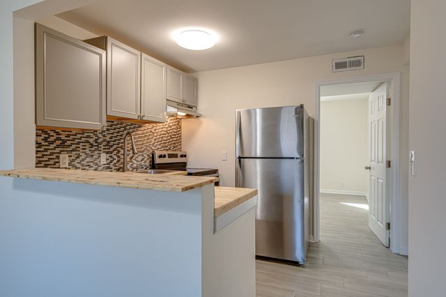 501 Cedarmont Dr, Antioch, TN 37013