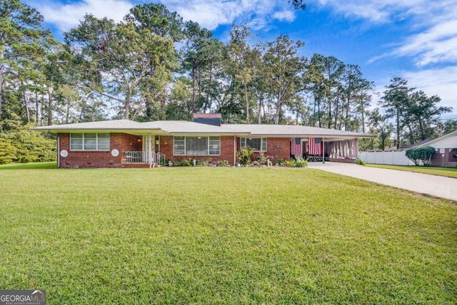 97 Azalea Avenue, Garden City, GA 31408