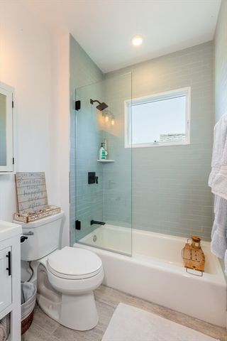 111 Beacon Street C, Somerville, MA 02143