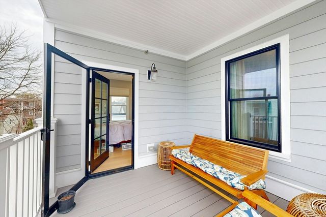 111 Beacon Street C, Somerville, MA 02143