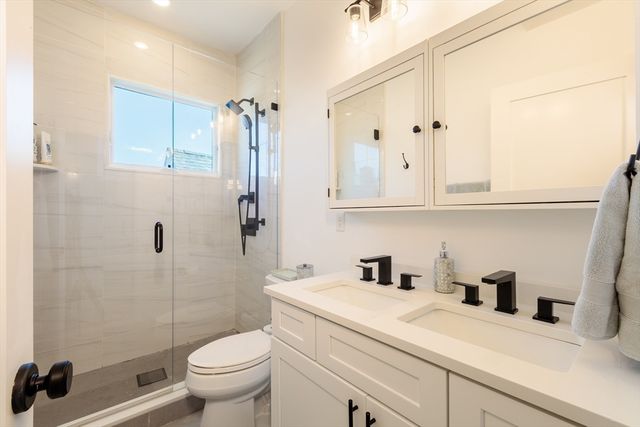 111 Beacon Street C, Somerville, MA 02143