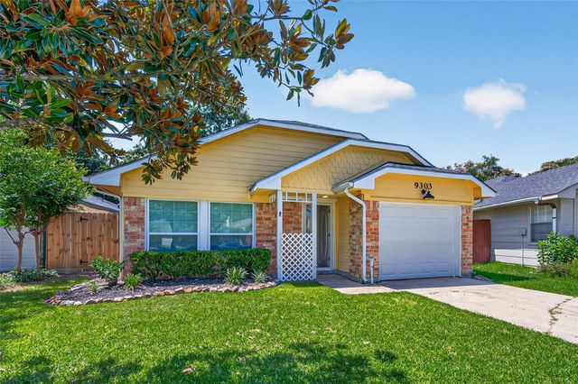 9303 Autumn Harvest Drive, Houston, TX 77064