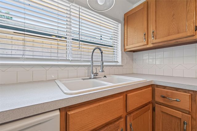 9303 Autumn Harvest Drive, Houston, TX 77064