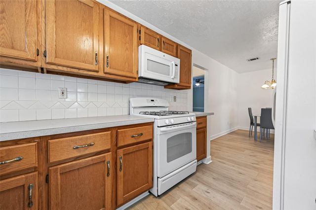 9303 Autumn Harvest Drive, Houston, TX 77064