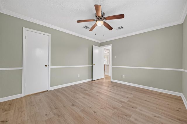 9303 Autumn Harvest Drive, Houston, TX 77064