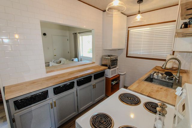 131 W Mojave Boulevard, Big Bear City, CA 92314