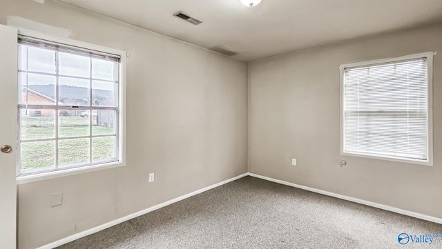 2106 Maysville Road NE, Huntsville, AL 35811