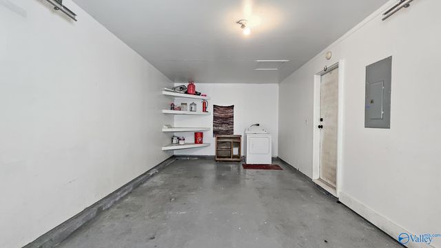 2106 Maysville Road NE, Huntsville, AL 35811