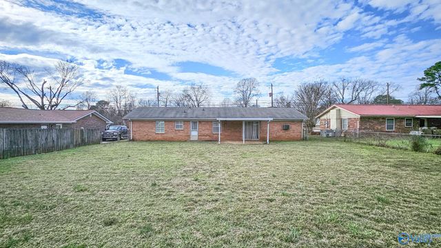 2106 Maysville Road NE, Huntsville, AL 35811