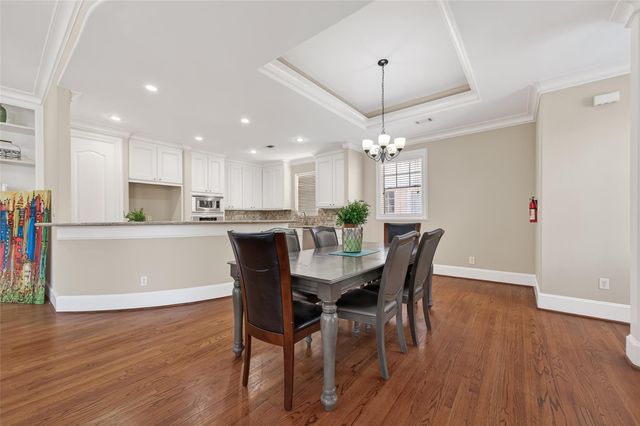 105 Detering Street, Houston, TX 77007