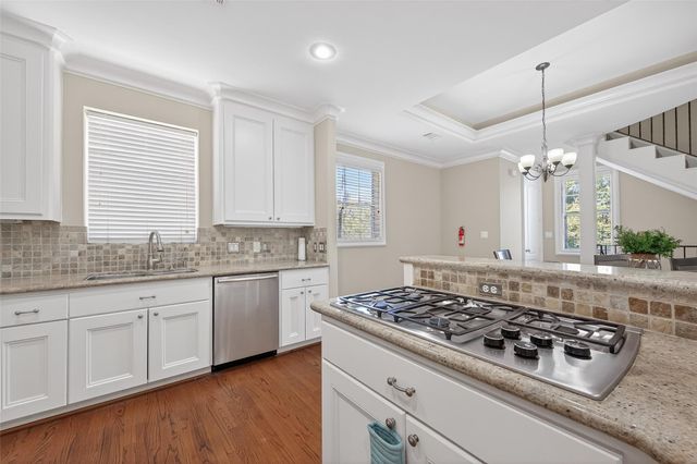 105 Detering Street, Houston, TX 77007