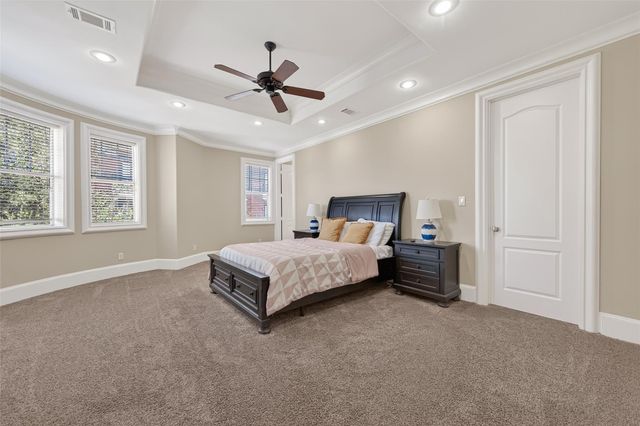 105 Detering Street, Houston, TX 77007