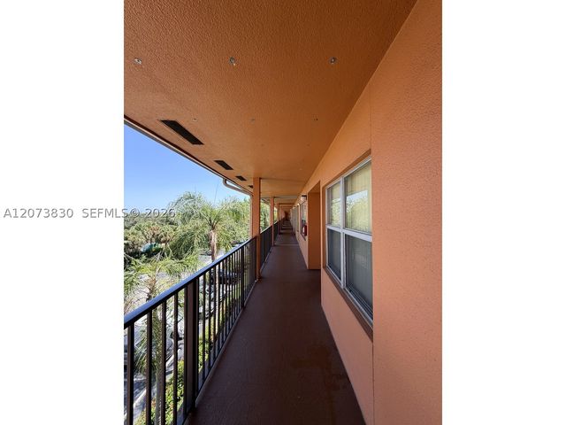 571 SW 142nd Ave 407O, Pembroke Pines, FL 33027