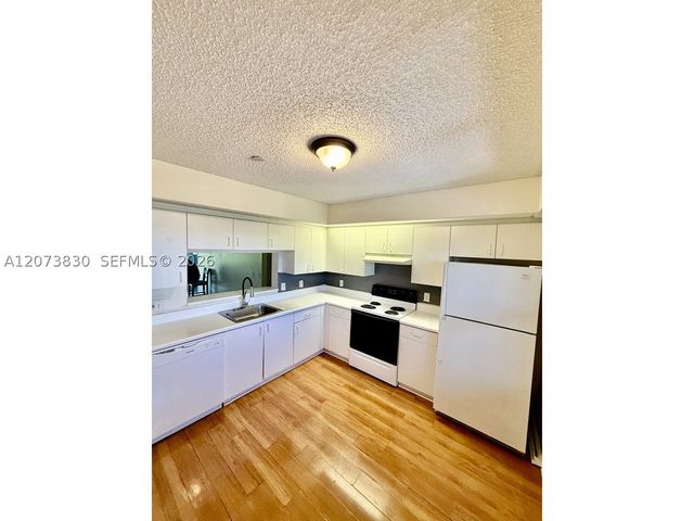 571 SW 142nd Ave 407O, Pembroke Pines, FL 33027