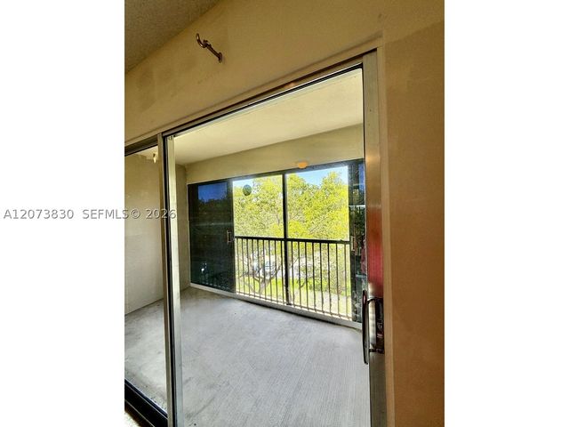 571 SW 142nd Ave 407O, Pembroke Pines, FL 33027
