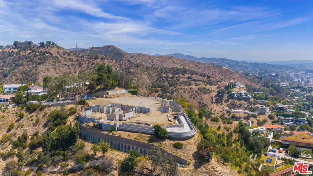 1 Electra Court, Los Angeles, CA 90046 — exterior