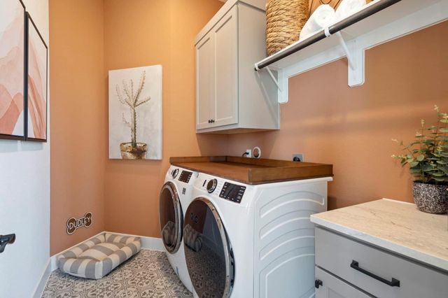 212 Montecido DR, Liberty Hill, TX 78642