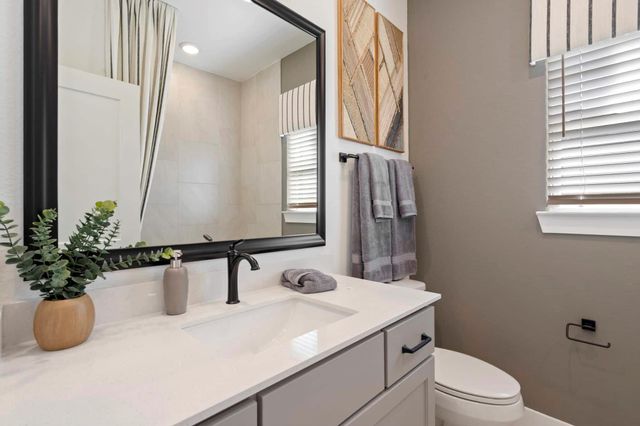 212 Montecido DR, Liberty Hill, TX 78642