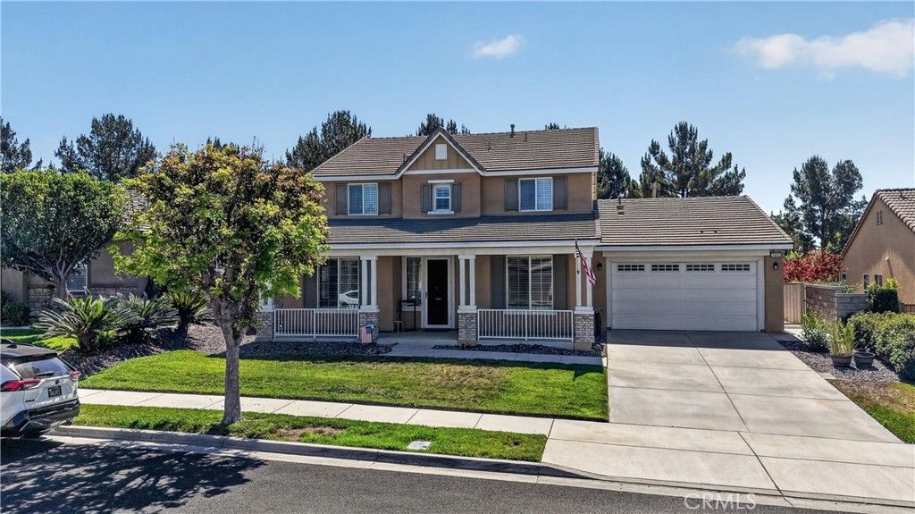 Image 2 of property listing at 7092 Leighton Drive, Eastvale, CA 92880