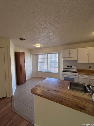 4047 Indian Sunrise, San Antonio, TX 78244