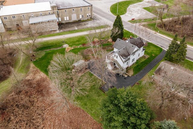 729 Palmyra STREET, Sullivan, WI 53178