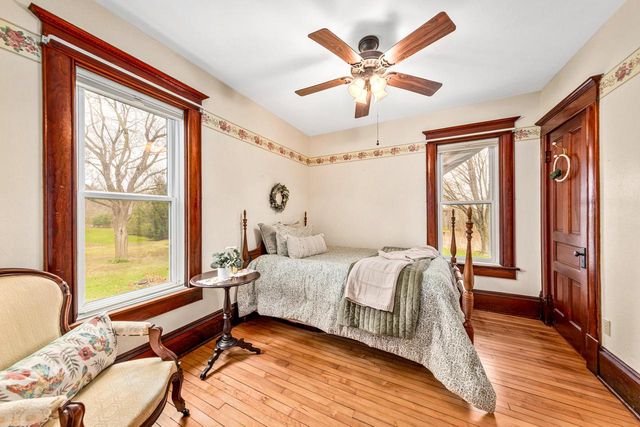 729 Palmyra STREET, Sullivan, WI 53178