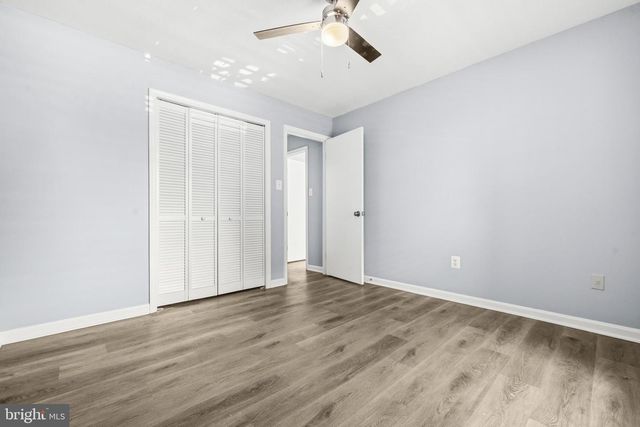 10212 OAKTON TERRACE RD, Oakton, VA 22124