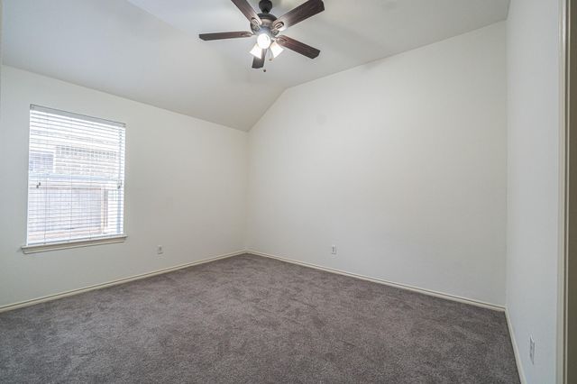 2111 Sailwind Drive, Pearland, TX 77584