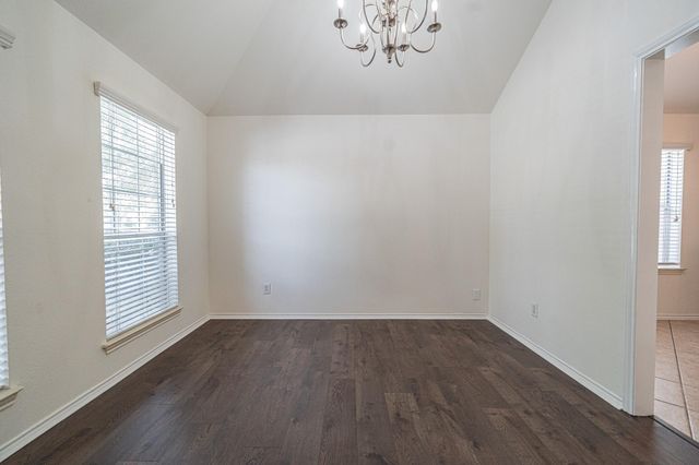 2111 Sailwind Drive, Pearland, TX 77584