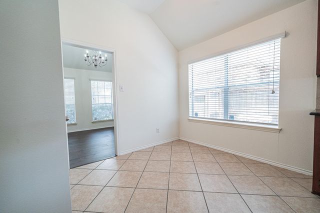 2111 Sailwind Drive, Pearland, TX 77584