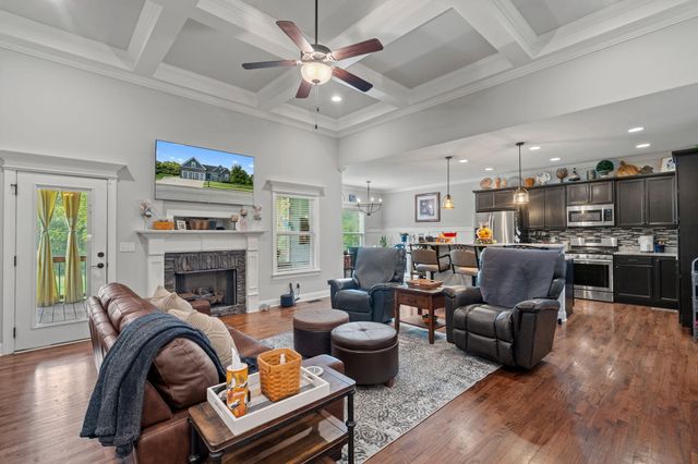 8312 Skybrook Drive, Ooltewah, TN 37363