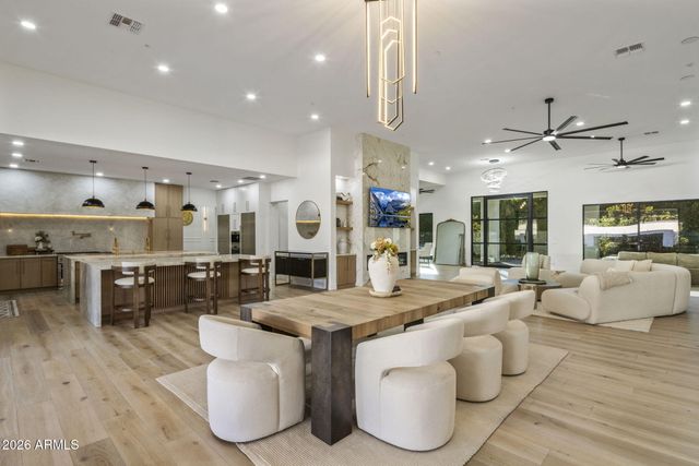 2341 N 57TH Place, Scottsdale, AZ 85257