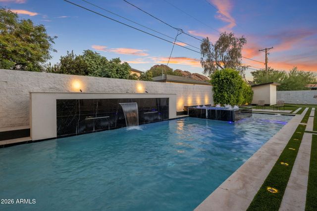 2341 N 57TH Place, Scottsdale, AZ 85257