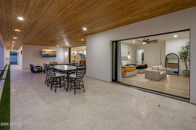 2341 N 57TH Place, Scottsdale, AZ 85257