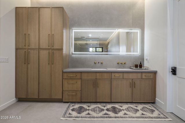 2341 N 57TH Place, Scottsdale, AZ 85257