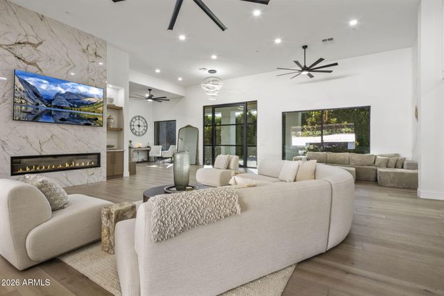 2341 N 57TH Place, Scottsdale, AZ 85257