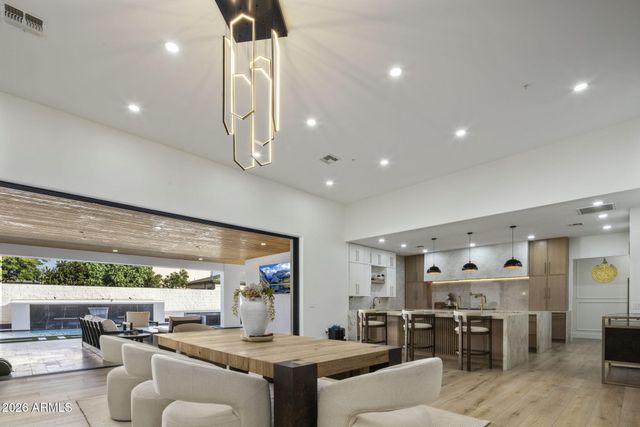 2341 N 57TH Place, Scottsdale, AZ 85257