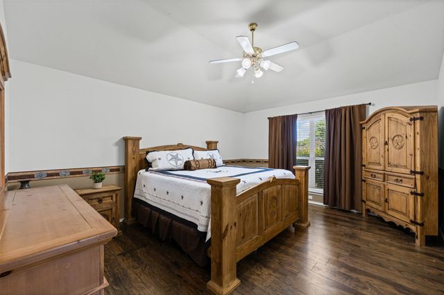 4621 Cedar Run Drive, Midlothian, TX 76065