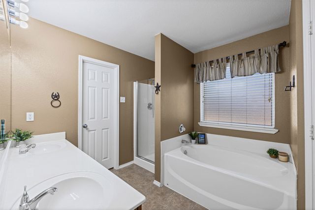 4621 Cedar Run Drive, Midlothian, TX 76065