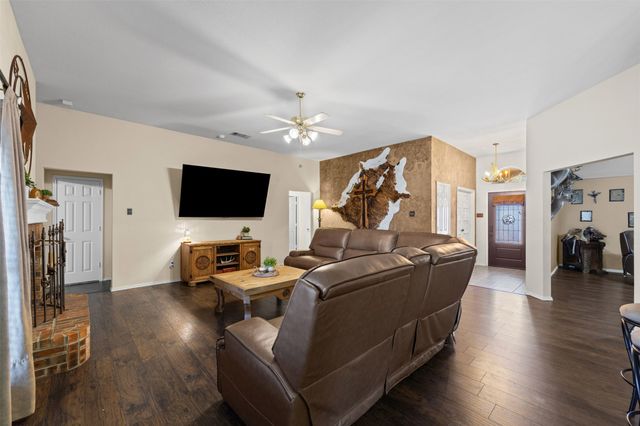 4621 Cedar Run Drive, Midlothian, TX 76065