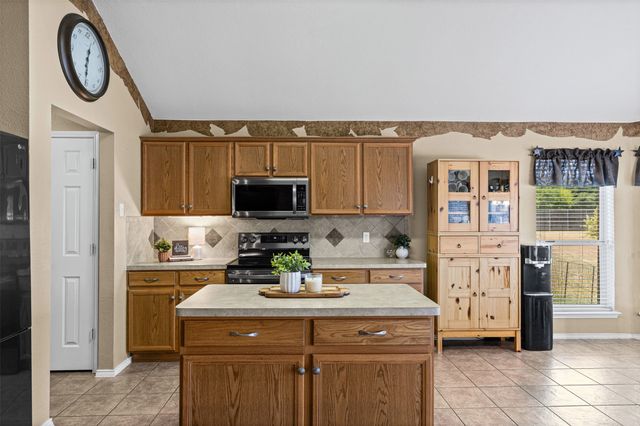 4621 Cedar Run Drive, Midlothian, TX 76065