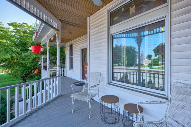 209 N Main Street, Haubstadt, IN 47639