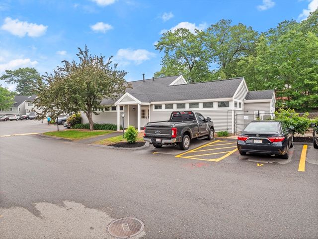 49 Meadow Pond Dr I, Leominster, MA 01453