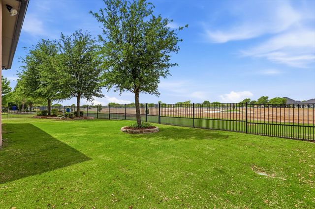9904 Lindenwood Trail, Denton, TX 76207