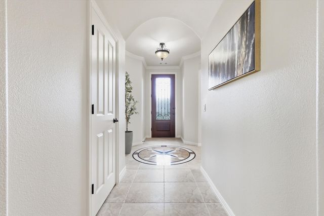 9904 Lindenwood Trail, Denton, TX 76207