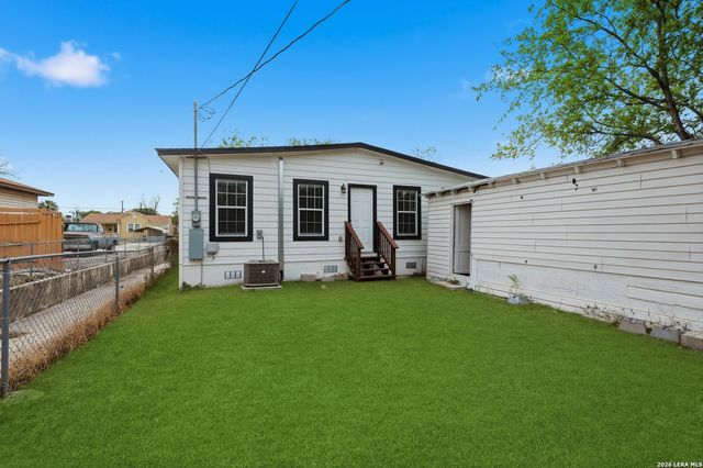 2035 Waverly, San Antonio, TX 78228