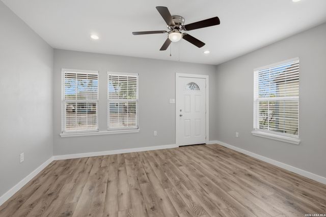 2035 Waverly, San Antonio, TX 78228