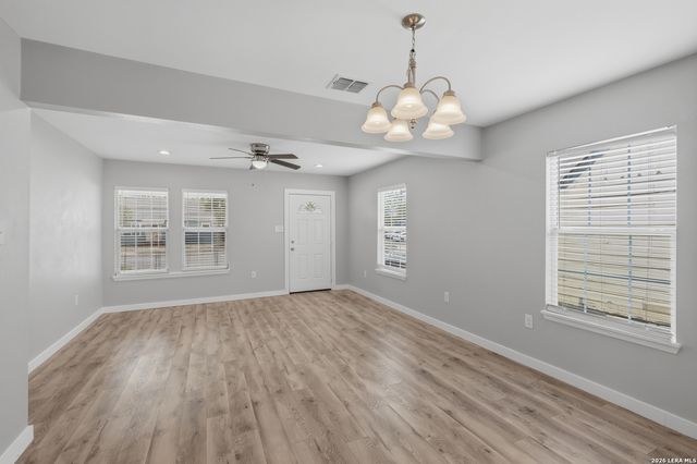 2035 Waverly, San Antonio, TX 78228