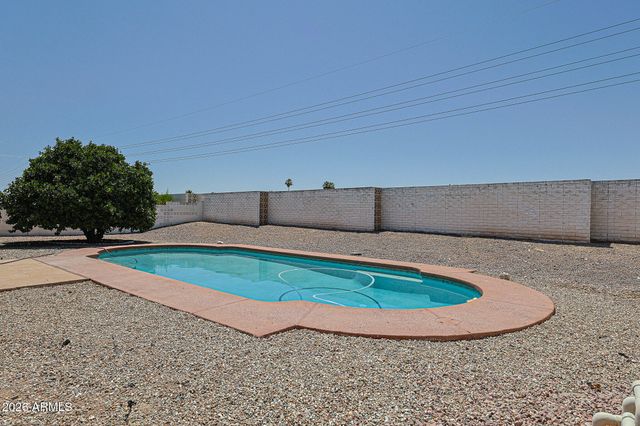 11001 W Granada Drive, Sun City, AZ 85373