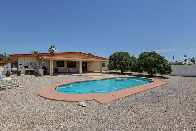 11001 W Granada Drive, Sun City, AZ 85373